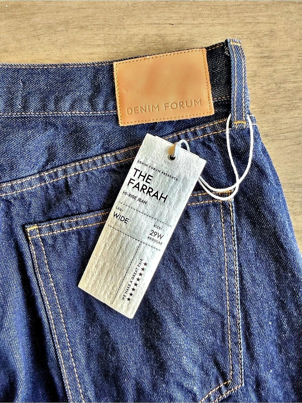 Aritzia Denim Forum The Farrah Hi-Rise Wide Leg Jeans in Blue Waist 29 NWT - Picture 11 of 14